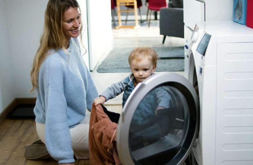 using non-toxic laundry detergents